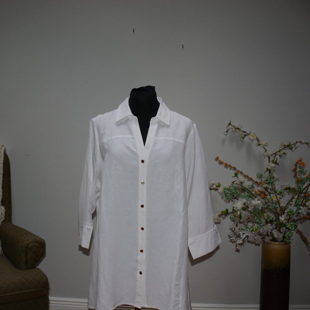WHITE LINEN BLOUSE 55% LINEN, 45% VISCOSE 1X